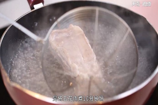 红烧肉做法步骤：1