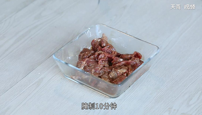 冬笋牛肉丝做法步骤：2