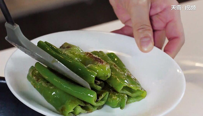 煎辣椒做法步骤：5