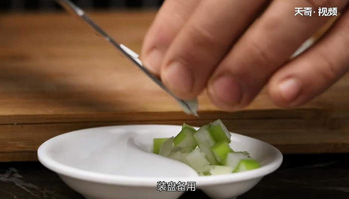 酱爆肉丁做法步骤：3