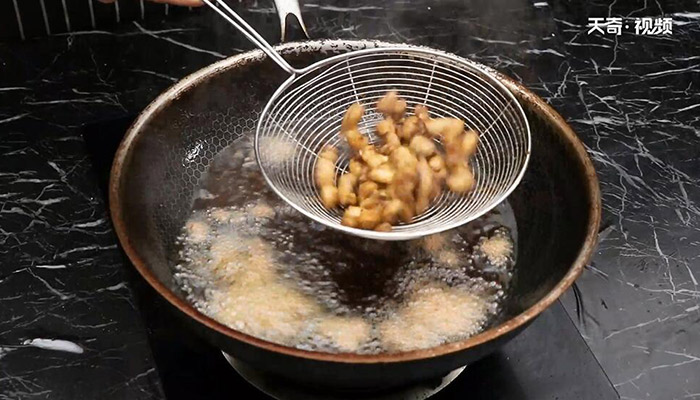 酱爆肉丁做法步骤：6