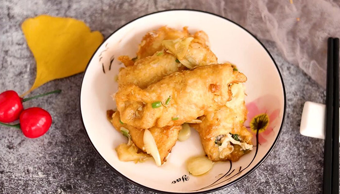 卷筒鸡做法步骤：16