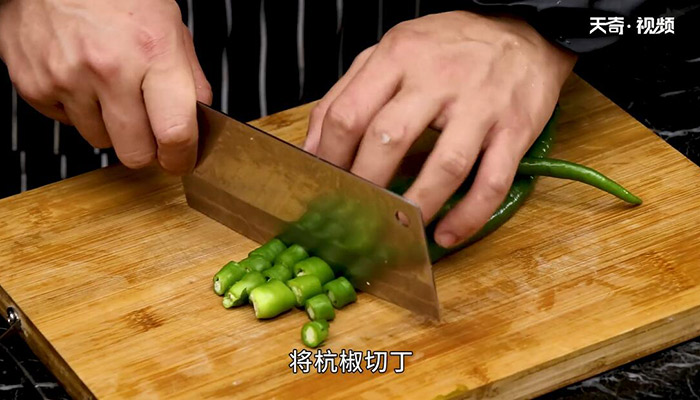 鲁味小公鸡做法步骤：4