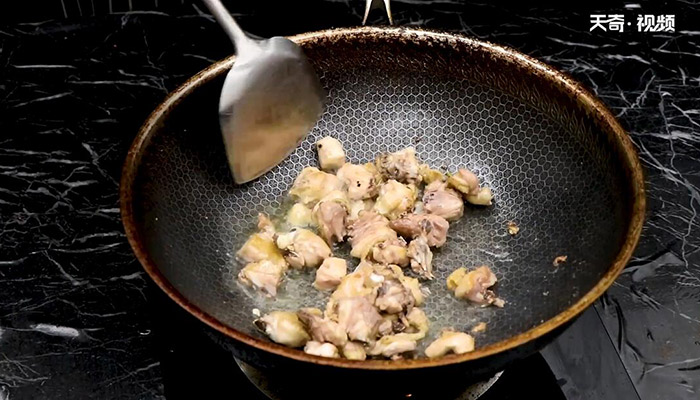 鲁味小公鸡做法步骤：8