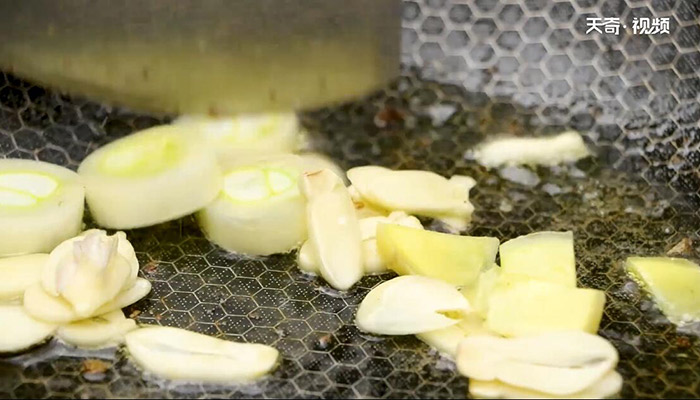 鲁味小公鸡做法步骤：9