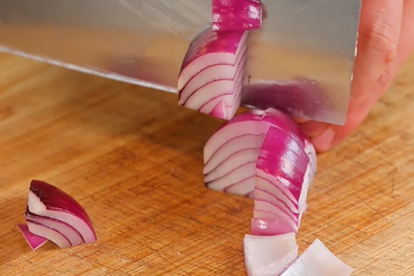 咖喱鸡做法步骤：4