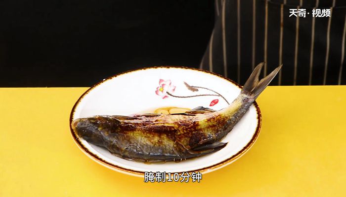 清蒸鳊鱼做法步骤：5