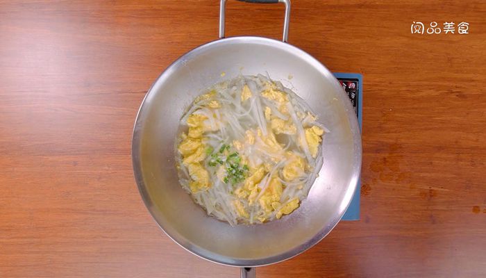 萝卜丝煎蛋汤 做法步骤：8