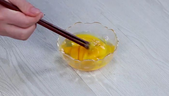 尖椒鸡蛋做法步骤：5
