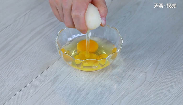 玉米肉末蒸蛋做法步骤：2