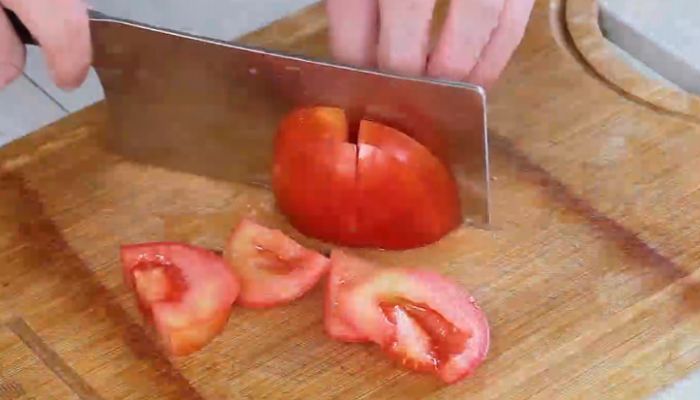 西红柿炖肉做法步骤：2