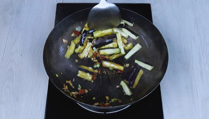 怪味茄子做法步骤：12