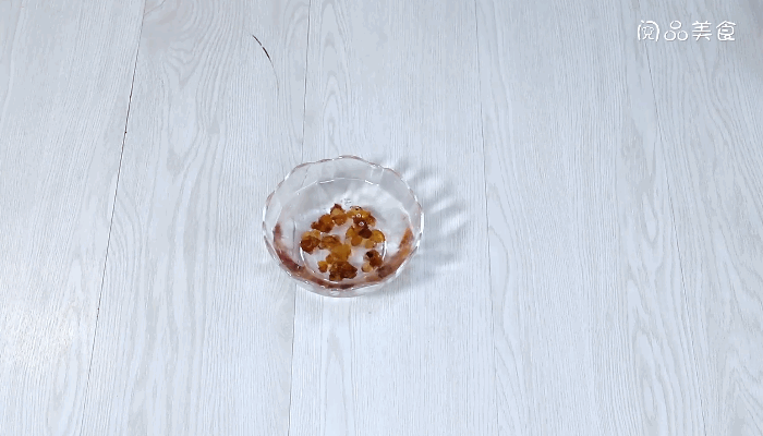 桃胶薏米红豆糊做法步骤：2