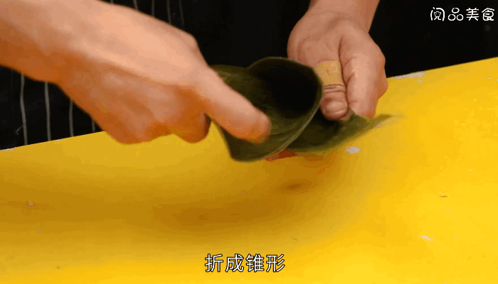 广西碱水粽子做法步骤：5