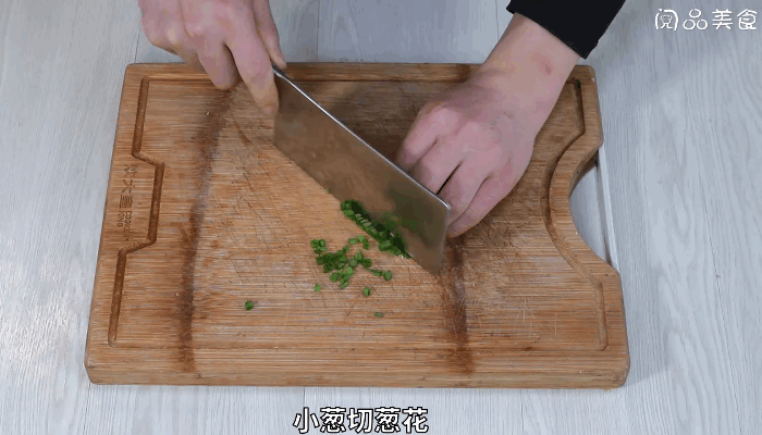 榨菜黄豆芽炒肉丁做法步骤：4