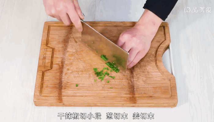 肉末雪里蕻炒黄豆做法步骤：7