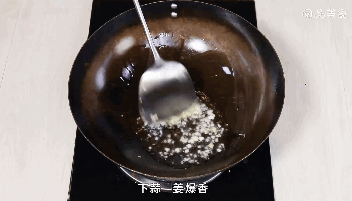 雪里蕻炒绿豆芽做法步骤：5