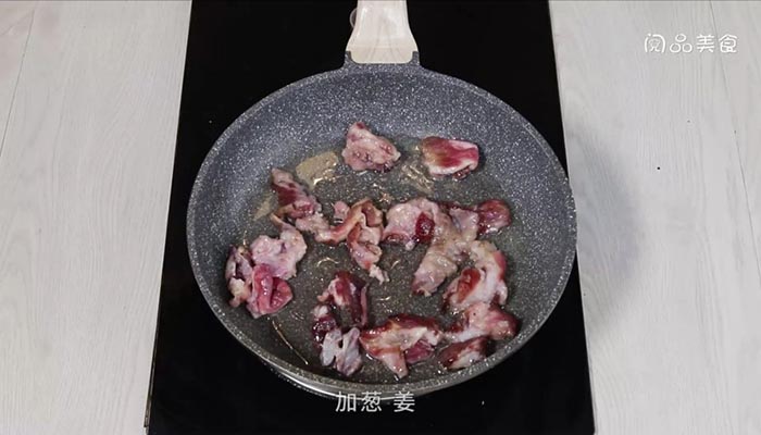 蒜苗炒羊肉做法步骤：4