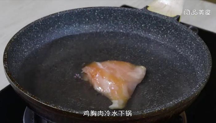 手撕鸡肉拌饭做法步骤：3