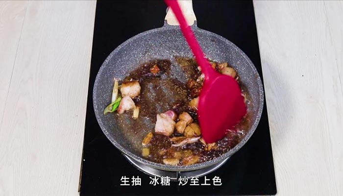 猪肉炖扁豆做法步骤：3