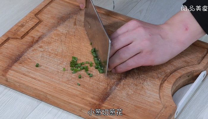 蒜香蚕豆做法步骤：3