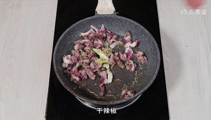 小茴香炒羊肉做法步骤：4