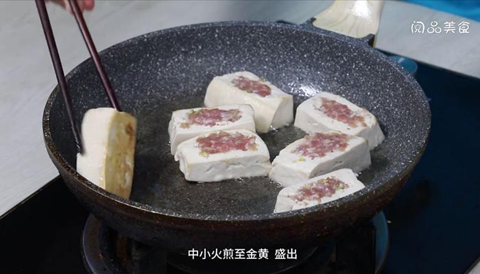 红烧肉酿豆腐做法步骤：8