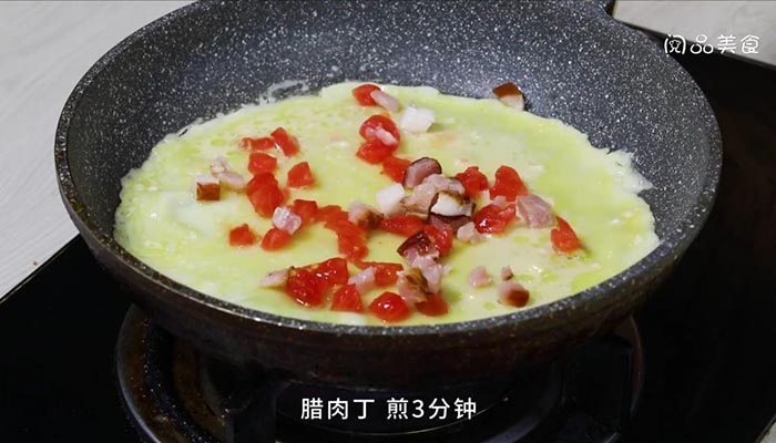 番茄腊肉煎饼做法步骤：6