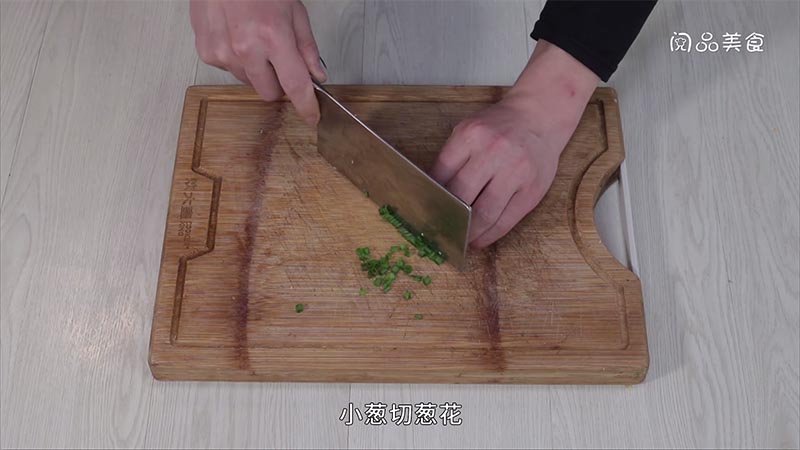 凤尾菇鸭肝汤做法步骤：4