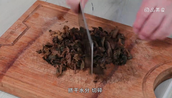 梅干菜花生米做法步骤：2