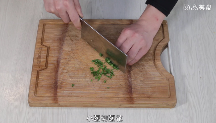 土豆玉米排骨汤做法步骤：7