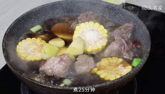 土豆玉米排骨汤做法步骤：12