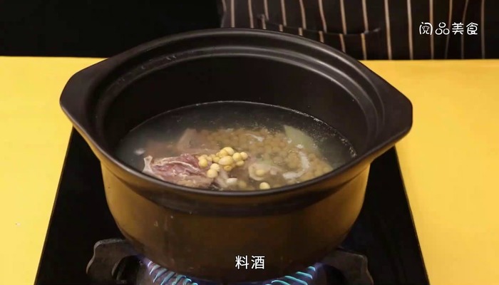 牛骨黄豆海带汤做法步骤：7