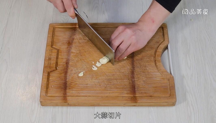 干锅辣白菜做法步骤：6