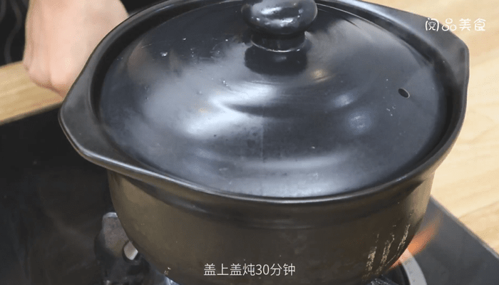 赤小豆鲤鱼汤做法步骤：9