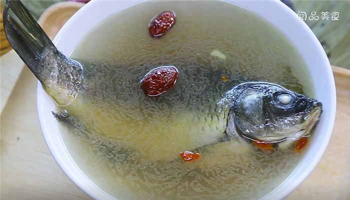 黑豆生鱼汤做法步骤：7