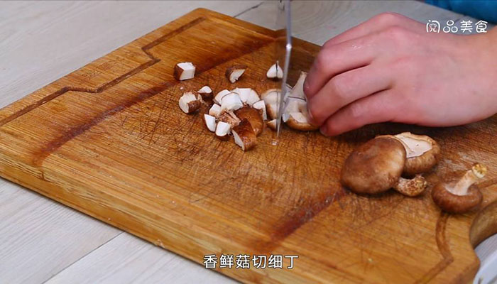 香菇肉粉条做法步骤：2