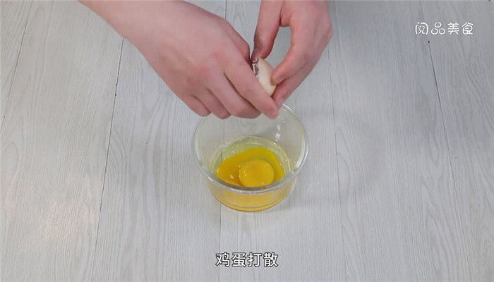 辣椒炒红肠鸡蛋做法步骤：6