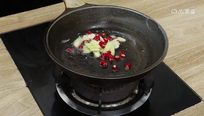 烧鸡公做法步骤：9