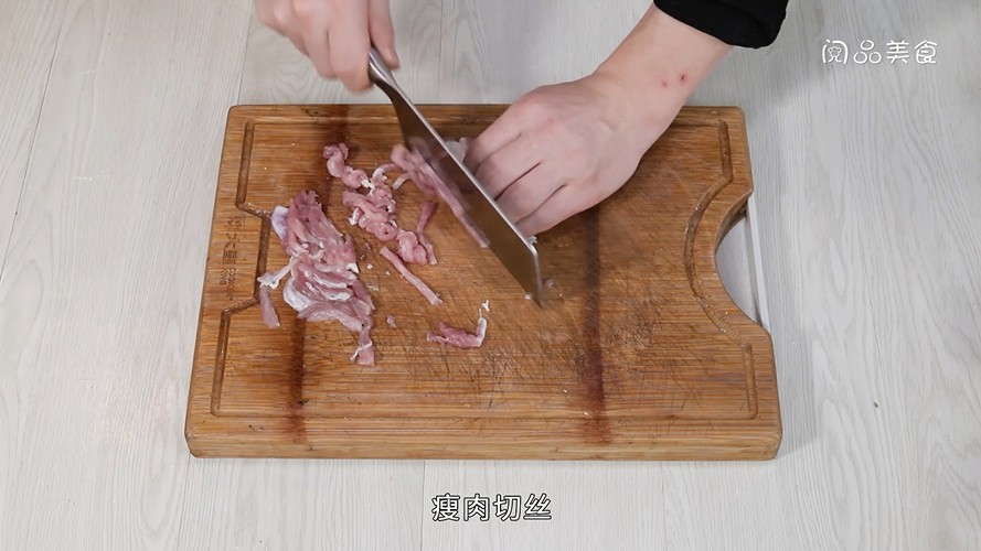 萝卜肉丝炒饼丝做法步骤：4