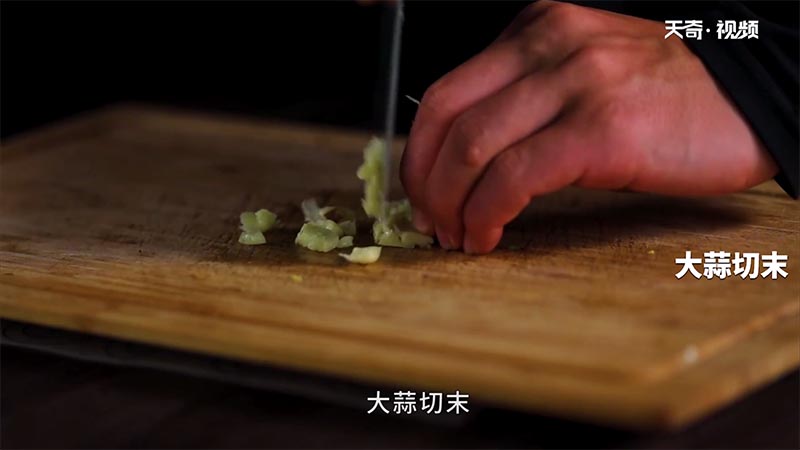 莴苣烧肉圆做法步骤：5