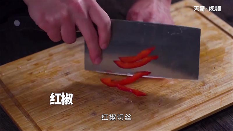 豌豆牛肉粒做法步骤：5