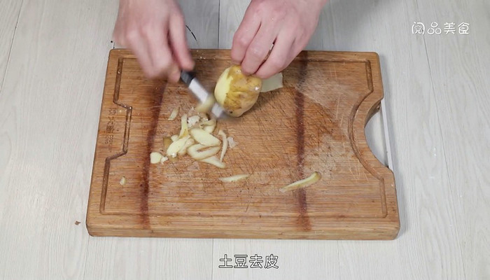 韩国炸土豆串做法步骤：2