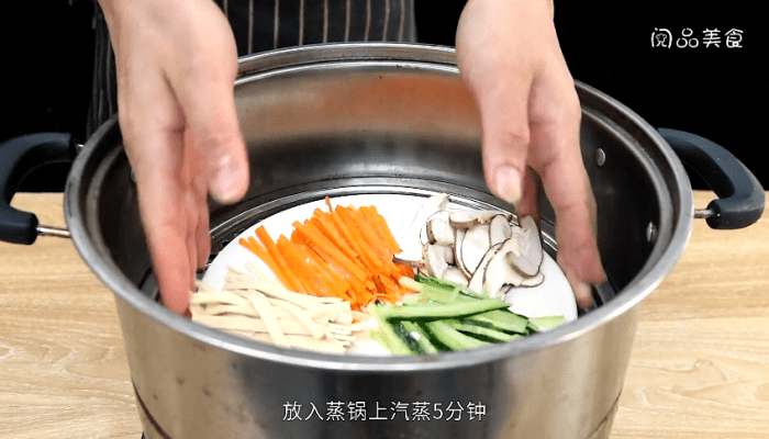 韩式石锅拌饭做法步骤：8