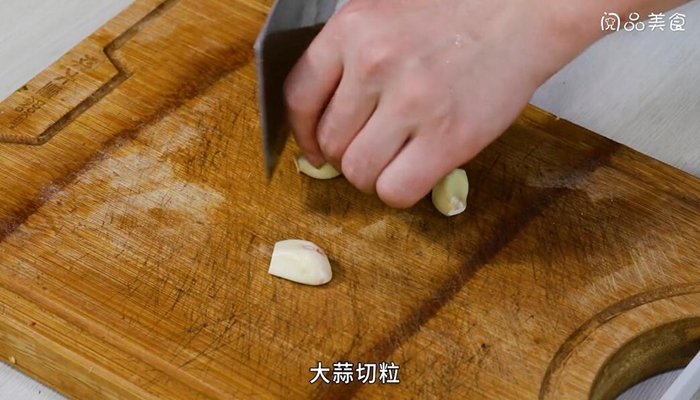 毛豆烧土鸡做法步骤：4