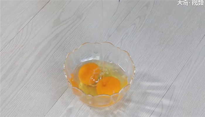 黄瓜炒鸡蛋做法步骤：4