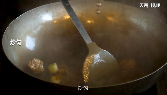 土豆牛腩饭做法步骤：6