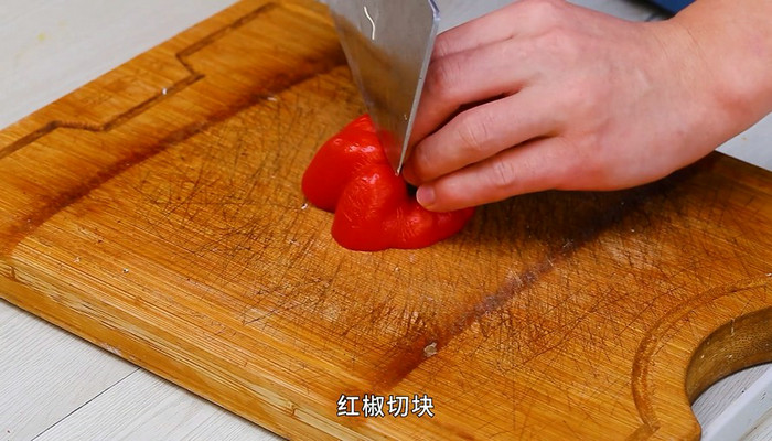 牛心菜辣椒做法步骤：3