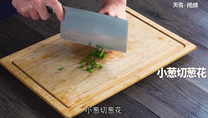 茶树菇炒五花肉做法步骤：11