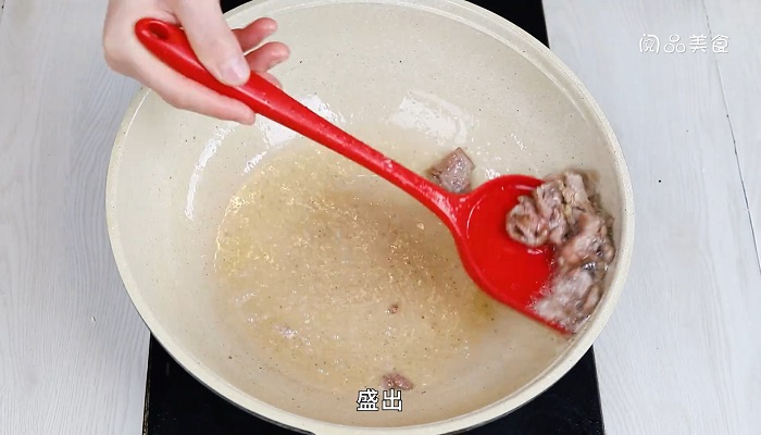 青红椒牛肉做法步骤：8